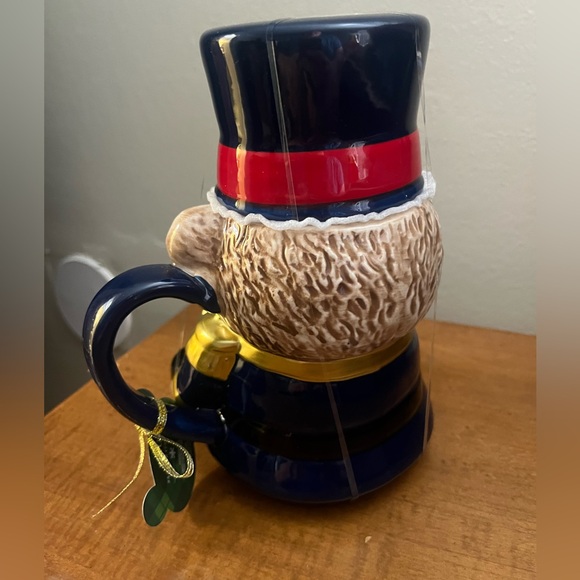 New Bear Nutcracker Mug With Topper - Picture 2 of 2